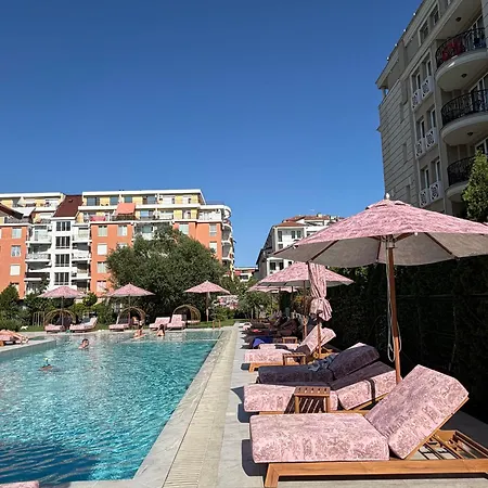 Apartman Near The Sea At Jadore Secret Garden